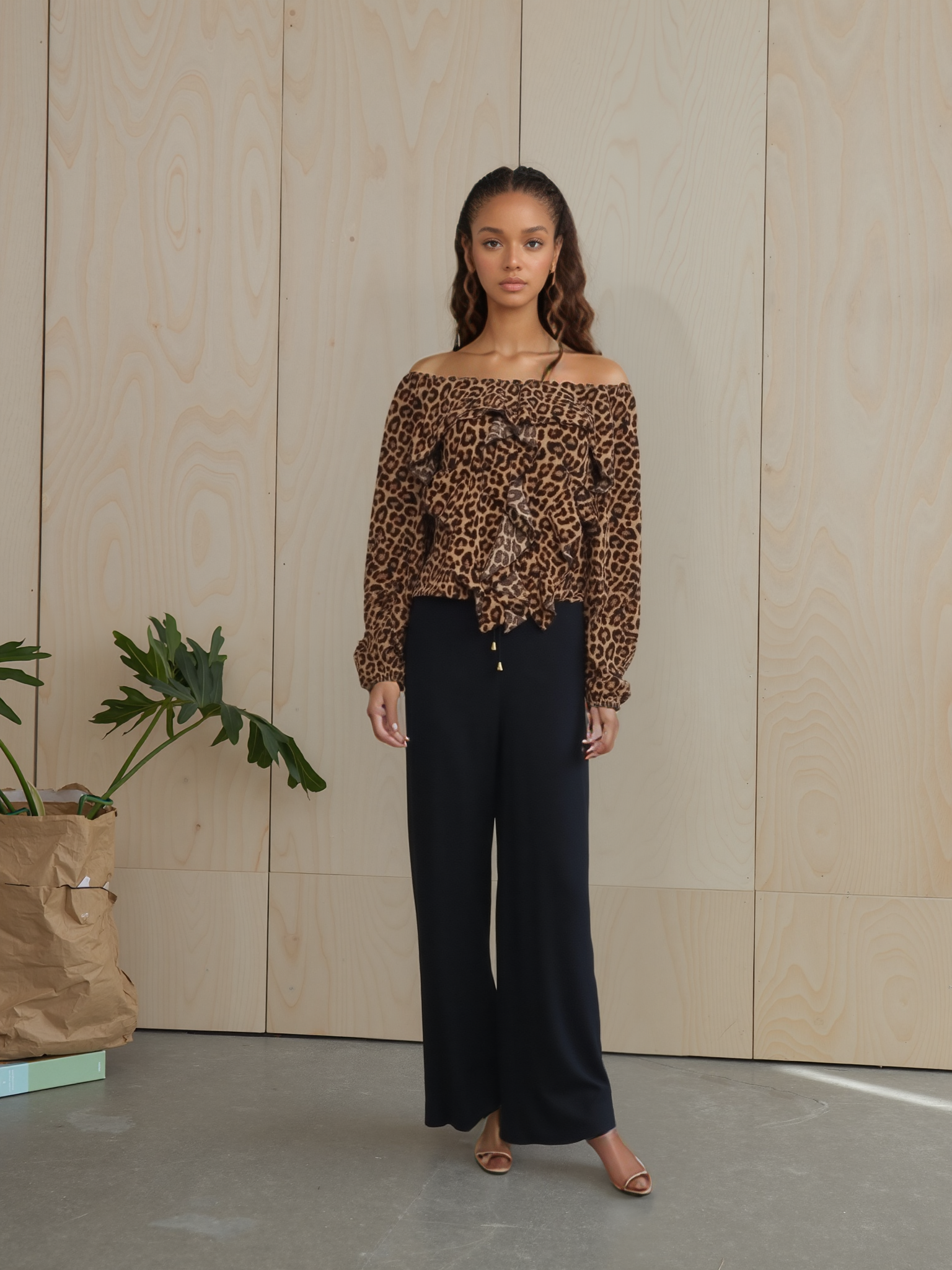 Blusa Manga 3/4 com Babado Viscose Animal Print Onça Rous